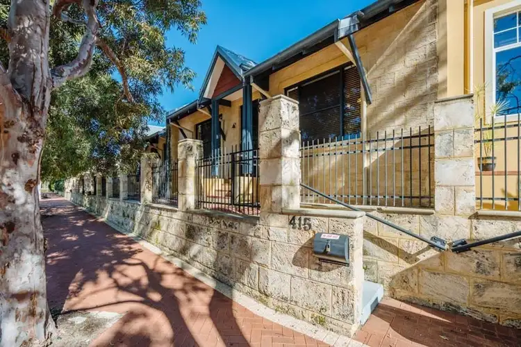 415 Lakeside Drive