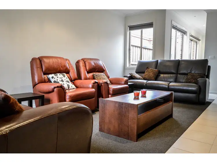 Fifth view of Homely unit listing, 2/25 Red Robin Road, Truganina VIC 3029
