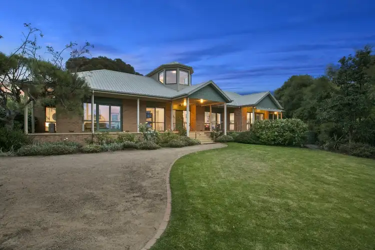 70 Bay Road, Mount Martha VIC 3934