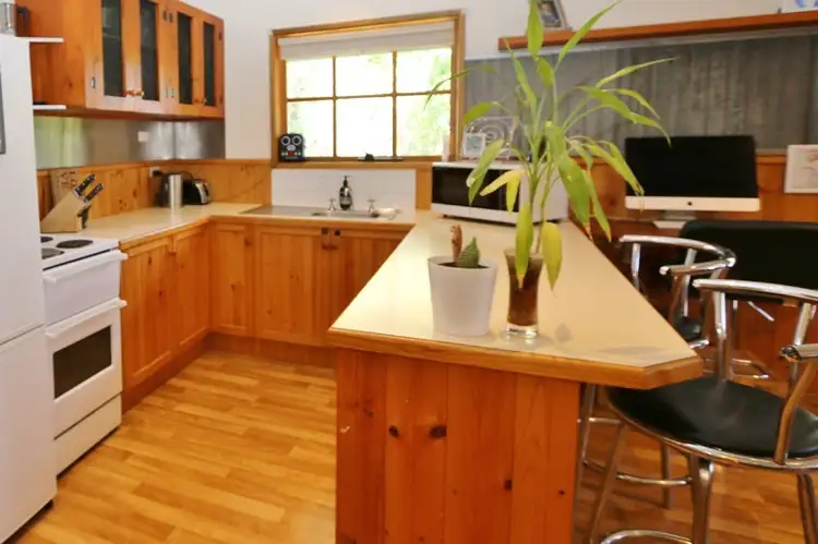 Fifth view of Homely house listing, 3/5-7 The Parade, Mansfield VIC 3722