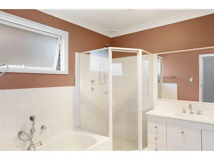 Sixth view of Homely house listing, 18 Caley Road, Bradbury NSW 2560