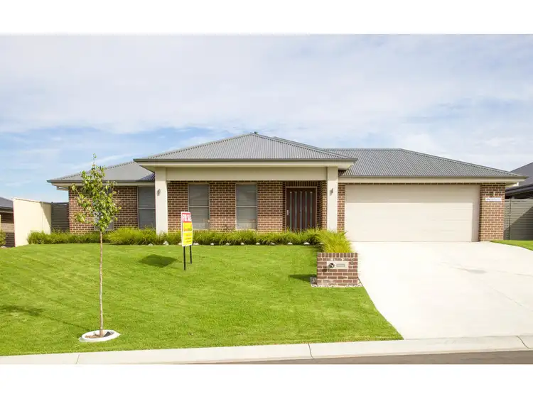 9 Redding Drive, Kelso NSW 2795