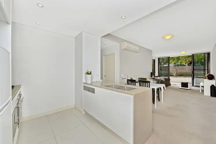 225/45 Amalfi Drive, Wentworth Point NSW 2127