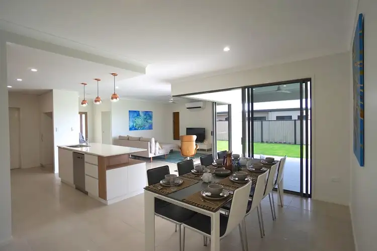 Fifth view of Homely house listing, 10 Yarrabee Close, Mareeba QLD 4880