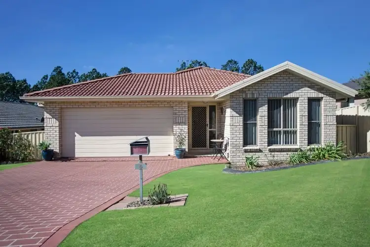 5 Cambrian Place, East Maitland NSW 2323