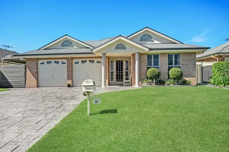 14 Streeton Drive, Metford NSW 2323