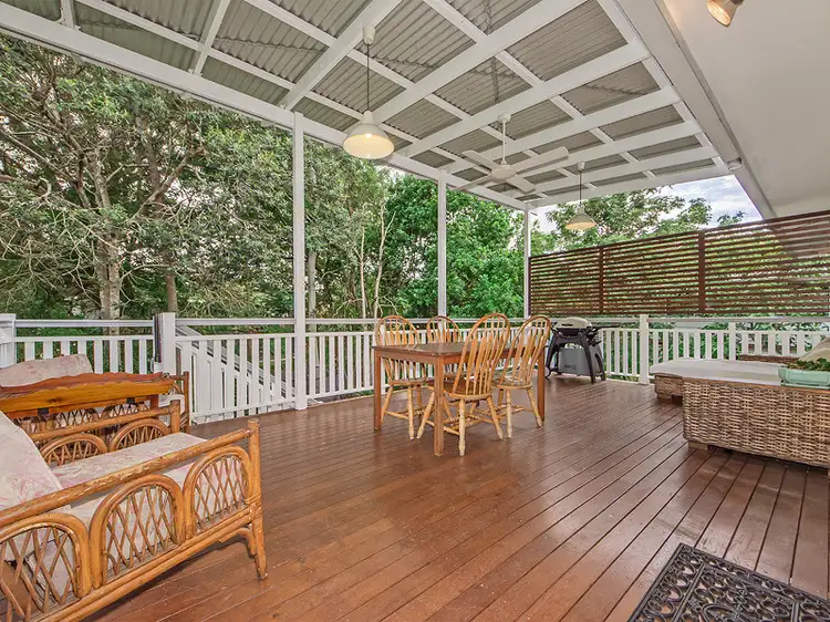 6 Meehan Street, Seventeen Mile Rocks QLD 4073