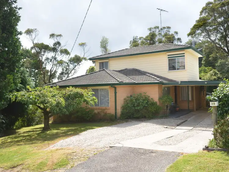 39 Paris Parade, Katoomba NSW 2780