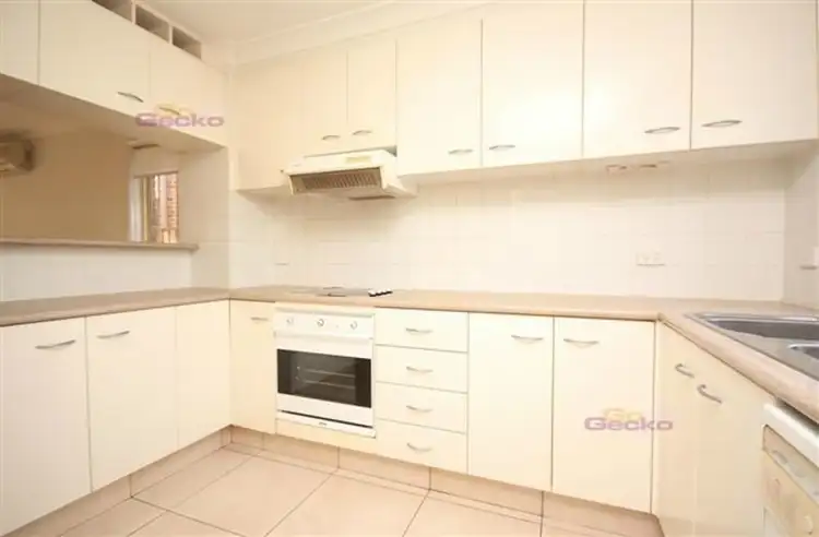 Fifth view of Homely townhouse listing, 2/360 Simpsons Road, Bardon QLD 4065