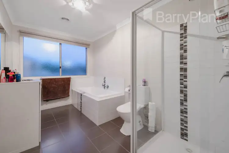 Sixth view of Homely unit listing, 1/101 Ebony Drive, Pakenham VIC 3810