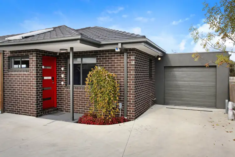 2/51 Cary Street, Sunshine North VIC 3020