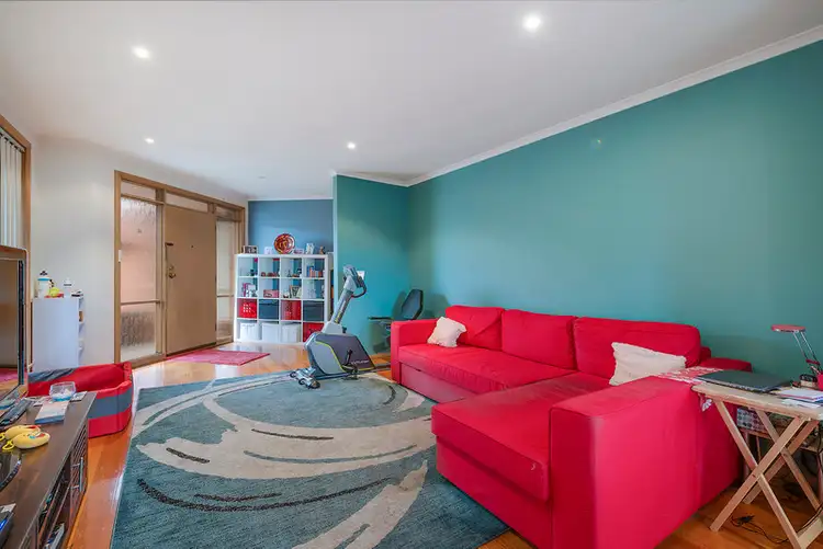 Third view of Homely unit listing, 2/35 Azalea Avenue, Mill Park VIC 3082