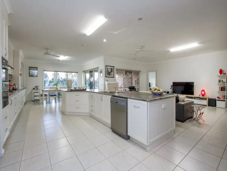Fifth view of Homely house listing, 8 Jemma Court, Wurruk VIC 3850