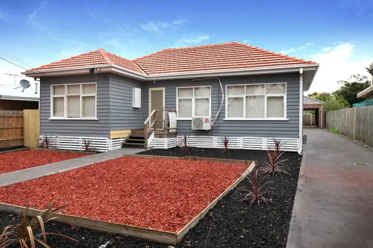 1 & 2/27 Leonard Avenue, St Albans VIC 3021