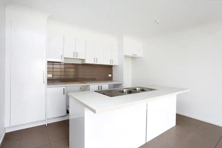 Sixth view of Homely unit listing, 2/19 Chester Crescent, Deer Park VIC 3023