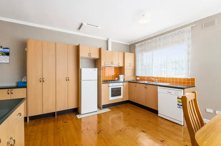 Sixth view of Homely house listing, 2 Dove Place, Mount Gambier SA 5290