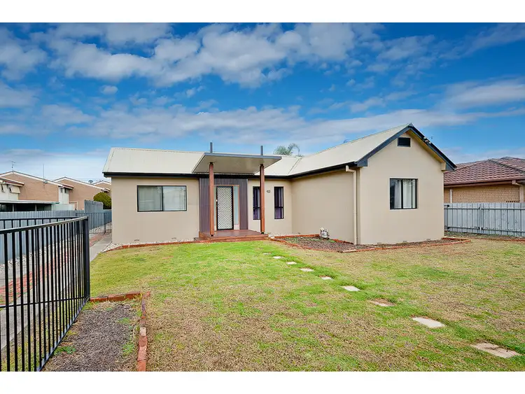 413 McDonald Road, Lavington NSW 2641