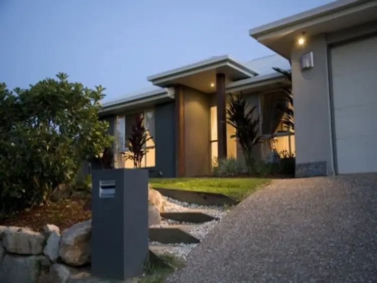 34 Bella Street, Cashmere QLD 4500