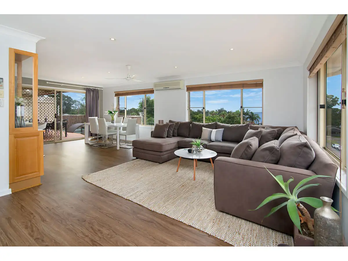 Main view of Homely townhouse listing, 2 Donegal Road, Berkeley Vale NSW 2261