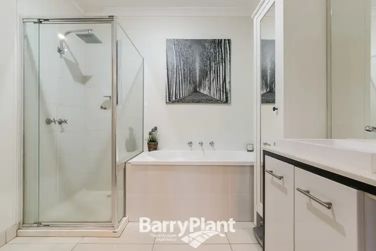 Fourth view of Homely house listing, 8/1-5 Meaby Drive, Pakenham VIC 3810