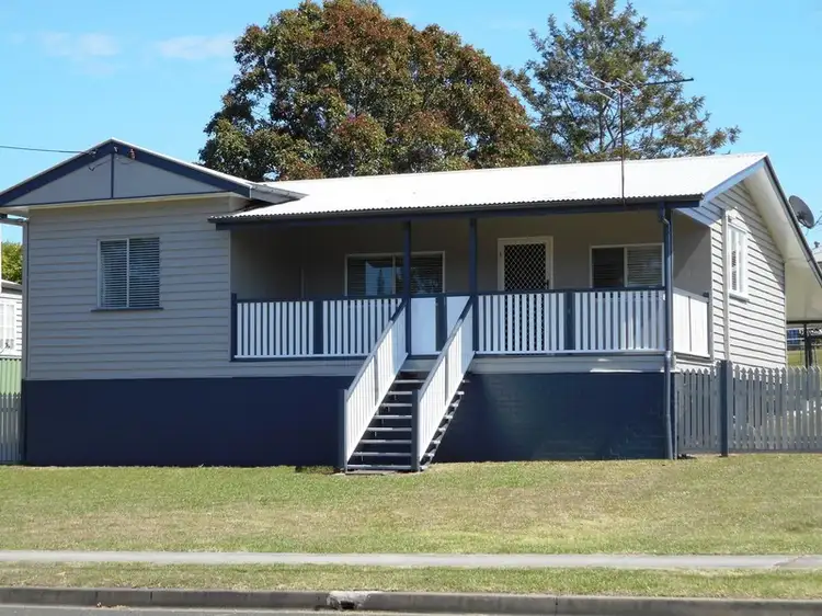 1 Creek Street, Silkstone QLD 4304