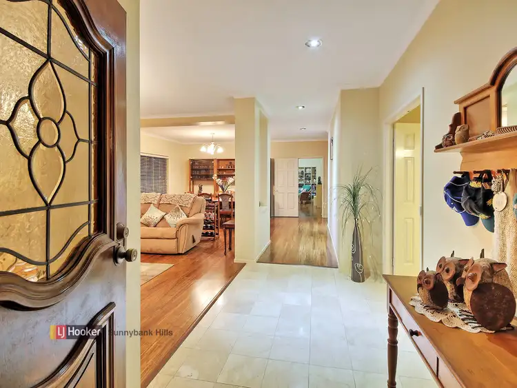 Sixth view of Homely house listing, 6 Lamona Circuit, Sunnybank Hills QLD 4109