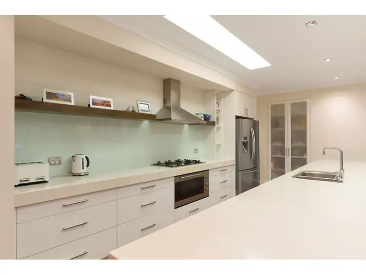 Sixth view of Homely house listing, 8 Meridian Way, Mornington VIC 3931