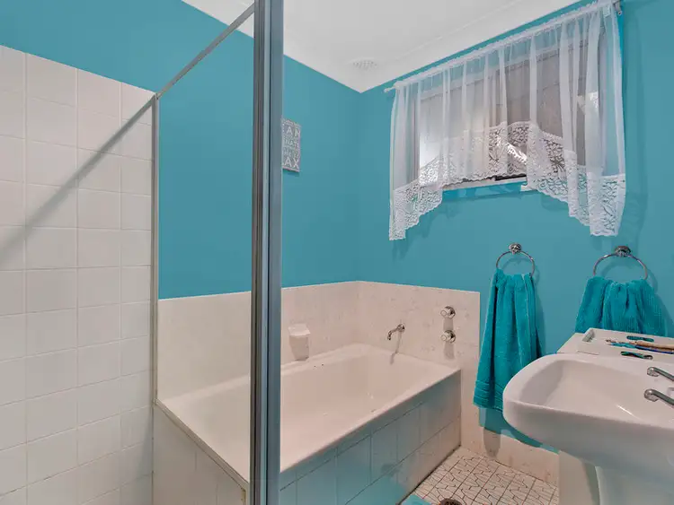 Sixth view of Homely house listing, 131 Kerry Crescent, Berkeley Vale NSW 2261