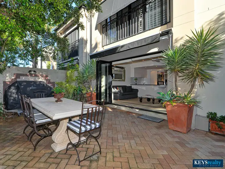 Fifth view of Homely villa listing, 1/49 Cronin Avenue, Main Beach QLD 4217