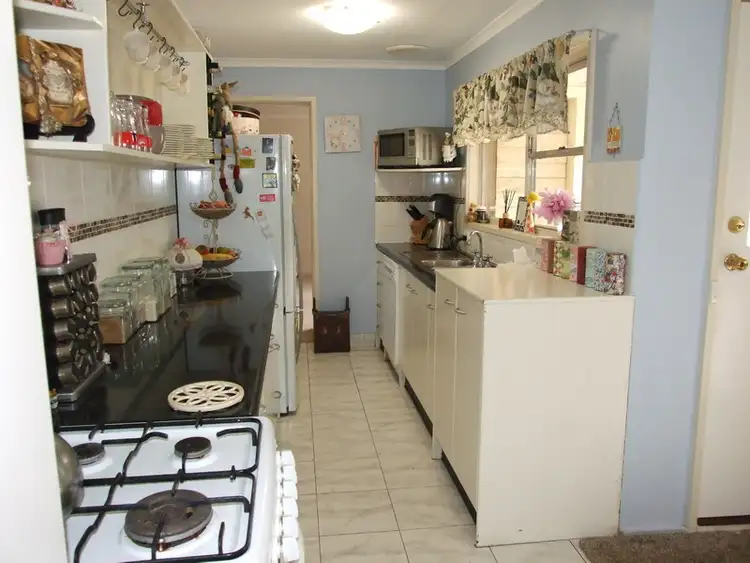 Fifth view of Homely house listing, 7 Boon Court, Moe VIC 3825