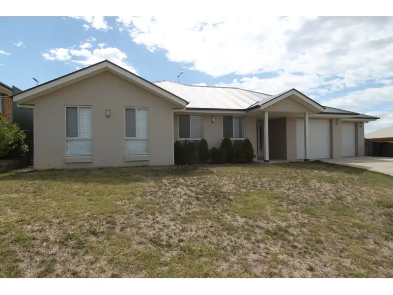 Main view of Homely house listing, 8 Musgrove Avenue, Kelso NSW 2795