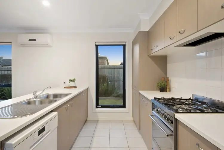 Fifth view of Homely house listing, 5 Leghorn Way, Marshall VIC 3216