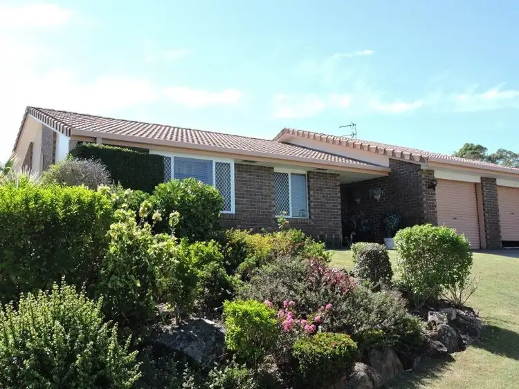 1/4 Liam Court, Labrador QLD 4215