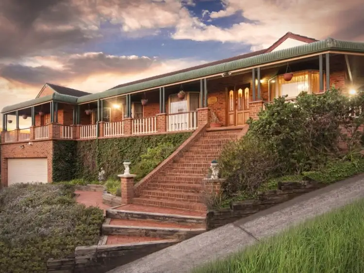 13 Janine Close, Lisarow NSW 2250