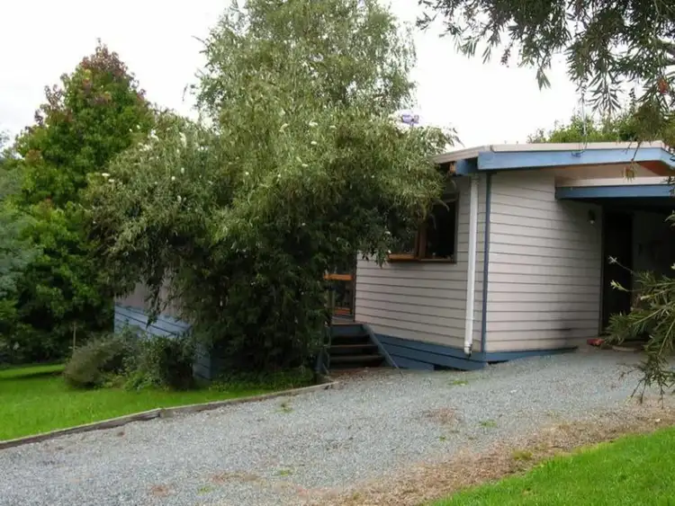 Fifth view of Homely house listing, 2 Stirling Street, Merrijig VIC 3723