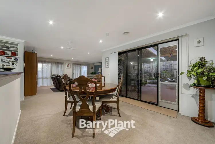 Fifth view of Homely house listing, 4 Leigh Court, Drouin VIC 3818