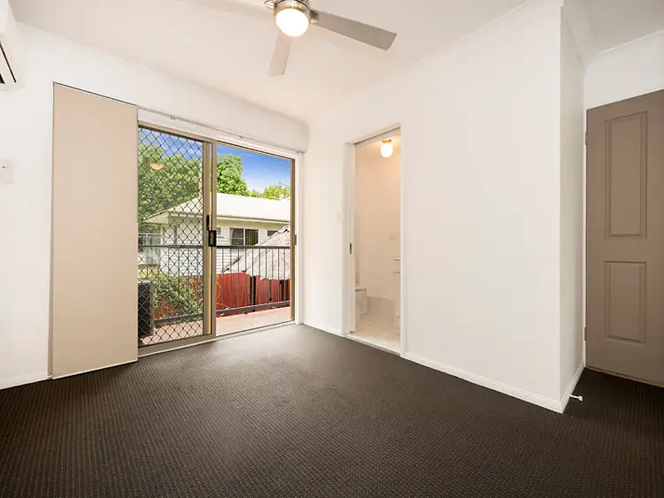 Fifth view of Homely apartment listing, 4/92 Junction Road, Clayfield QLD 4011