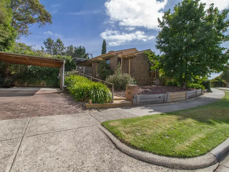 17 Dunsterville Crescent, Frankston VIC 3199