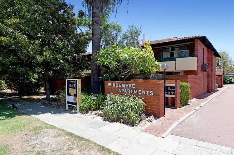 11/12 Eric Street, Como WA 6152