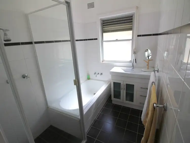 Third view of Homely house listing, 92 Beresford Avenue, Beresfield NSW 2322