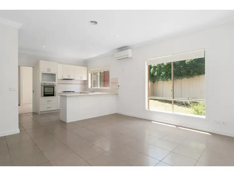 Fifth view of Homely unit listing, 10/18 Grandview Grove, Baxter VIC 3911