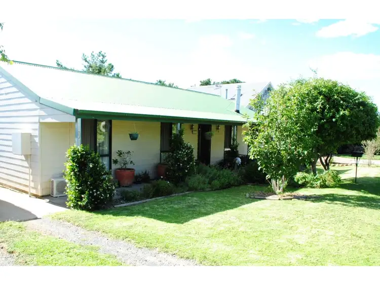 9 Unwin Street, Millthorpe NSW 2798