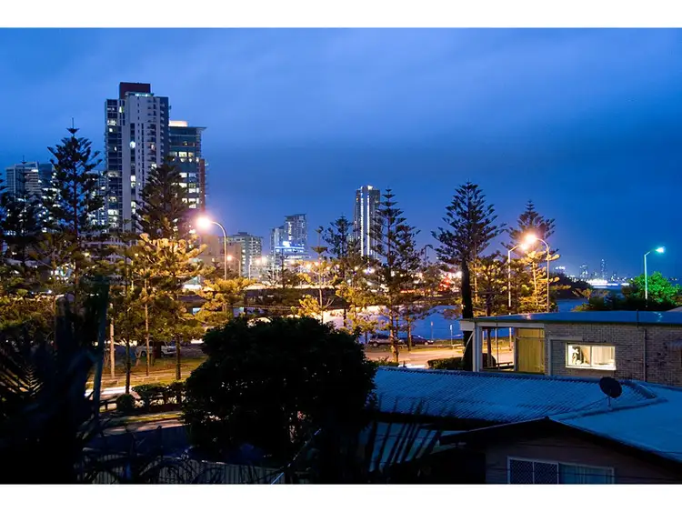 Fourth view of Homely semi-detached listing, 2/60 Woodroffe Avenue, Main Beach QLD 4217