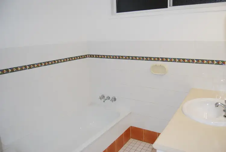 Fifth view of Homely villa listing, 9/4 Itong Place, Currumbin Waters QLD 4223
