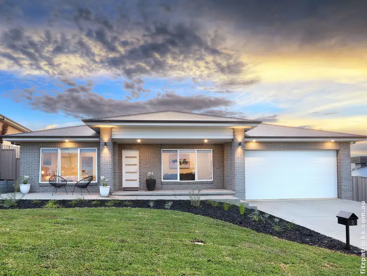 2 Glenrock Close, Bourkelands NSW 2650
