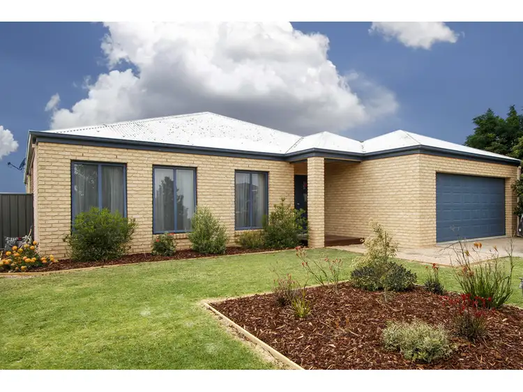 5 Thornley Court, Sale VIC 3850
