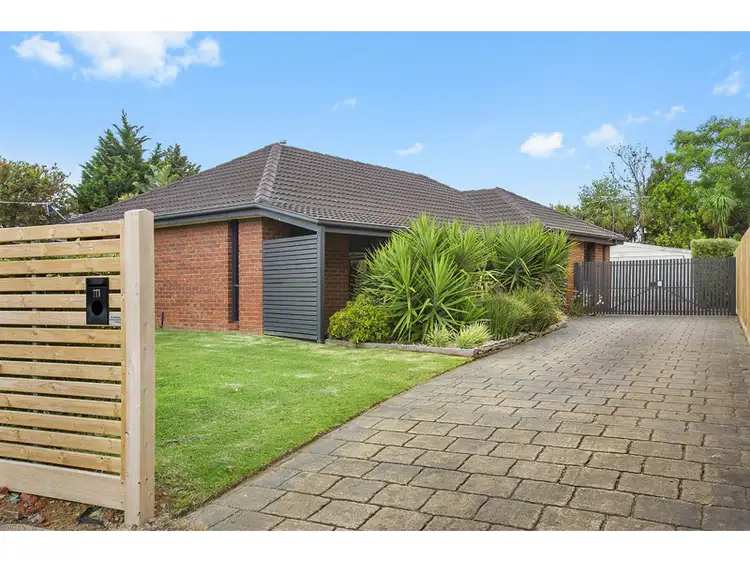 111 Eramosa Road East, Somerville VIC 3912
