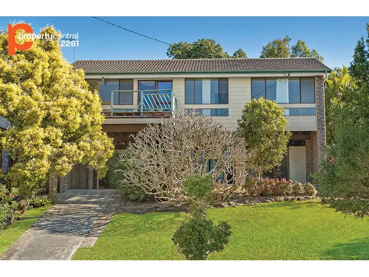 22 Henry Parkes Drive, Berkeley Vale NSW 2261