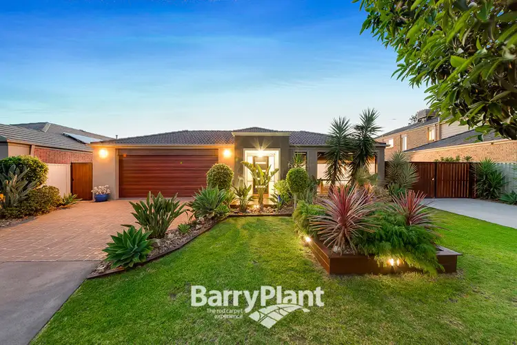 19 Spring Circuit, Pakenham VIC 3810