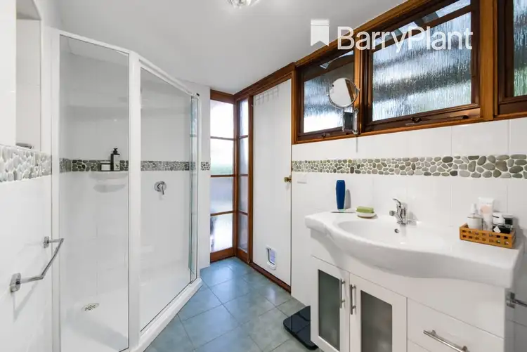 Sixth view of Homely house listing, 8 Martin Place, Pakenham VIC 3810